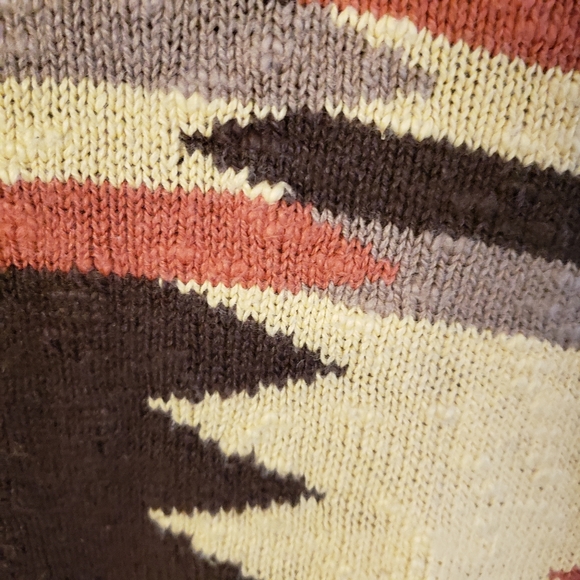 3 for $15 Vintage CB Southwestern Print Cropped Sweater Size M - Picture 8 of 10